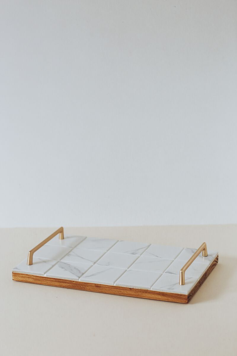 The White Marble Medium
