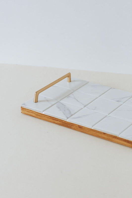 The White Marble Medium